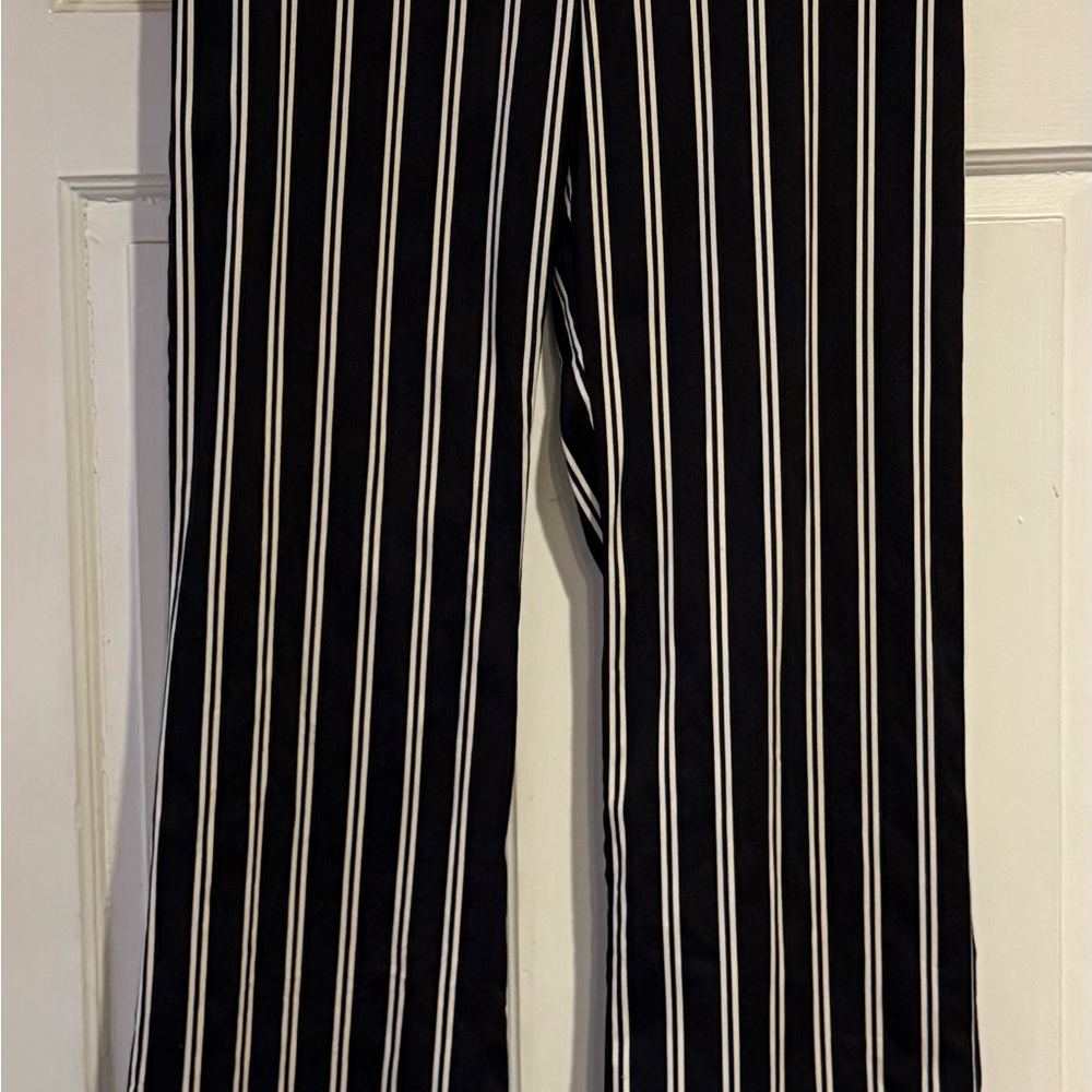 White House Black Market Wide Leg Black and White Pants